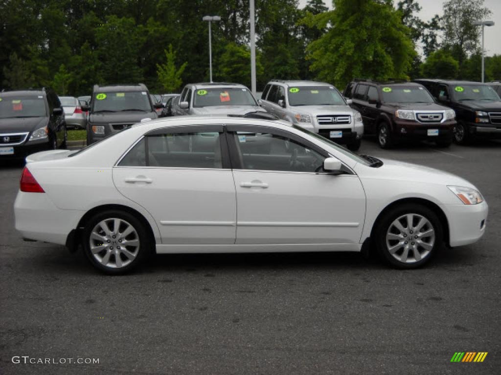 2007 Accord EX-L V6 Sedan - Taffeta White / Ivory photo #2