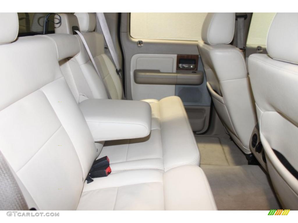 2004 F150 Lariat SuperCrew 4x4 - Arizona Beige Metallic / Tan photo #28