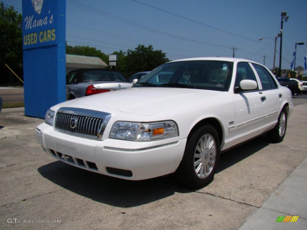 2009 Grand Marquis LS - Vibrant White / Medium Light Stone photo #4