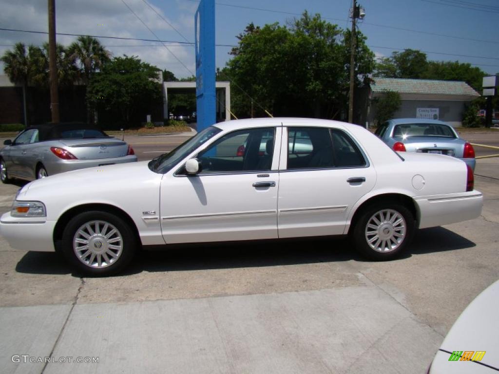 2009 Grand Marquis LS - Vibrant White / Medium Light Stone photo #5