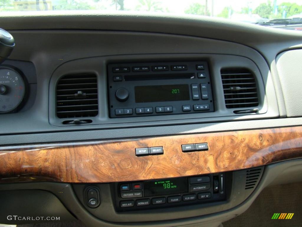 2009 Grand Marquis LS - Vibrant White / Medium Light Stone photo #23