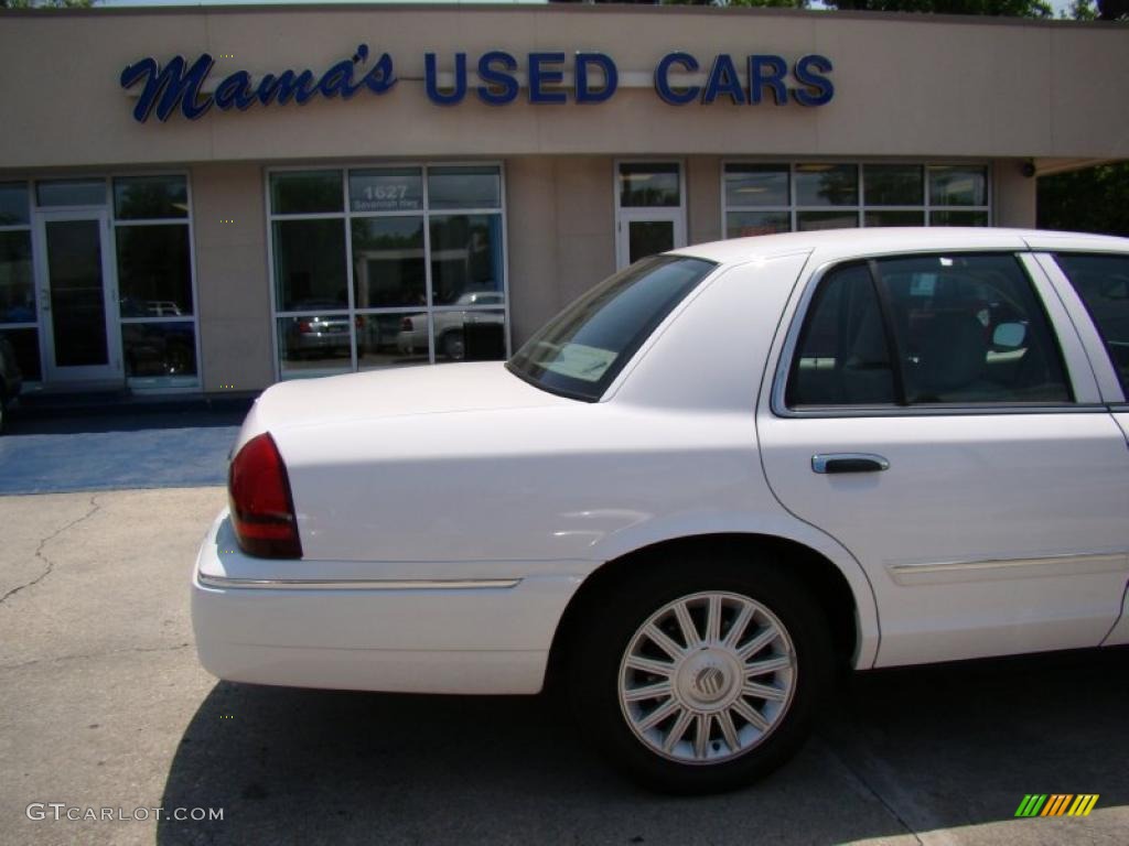 2009 Grand Marquis LS - Vibrant White / Medium Light Stone photo #35