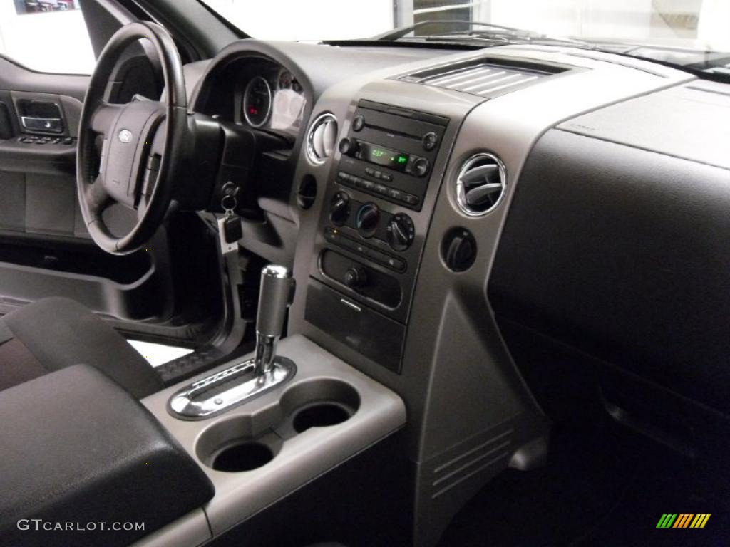 2007 F150 FX2 Sport SuperCrew - Black / Black/Red photo #21