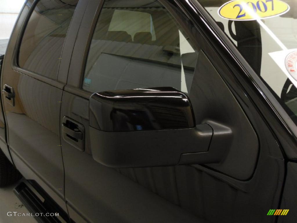 2007 F150 FX2 Sport SuperCrew - Black / Black/Red photo #26