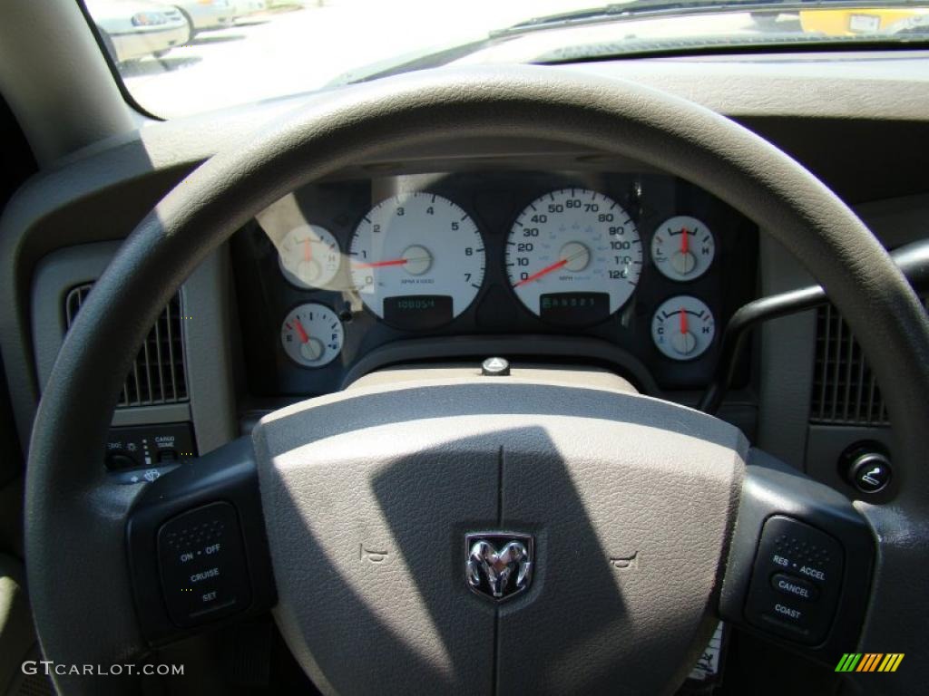 2004 Ram 1500 SLT Quad Cab - Light Almond Pearl / Taupe photo #21