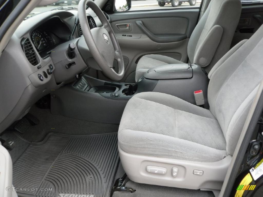 2006 Sequoia SR5 4WD - Black / Light Charcoal photo #7