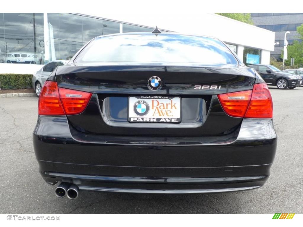 2009 3 Series 328i Sedan - Black Sapphire Metallic / Black photo #13