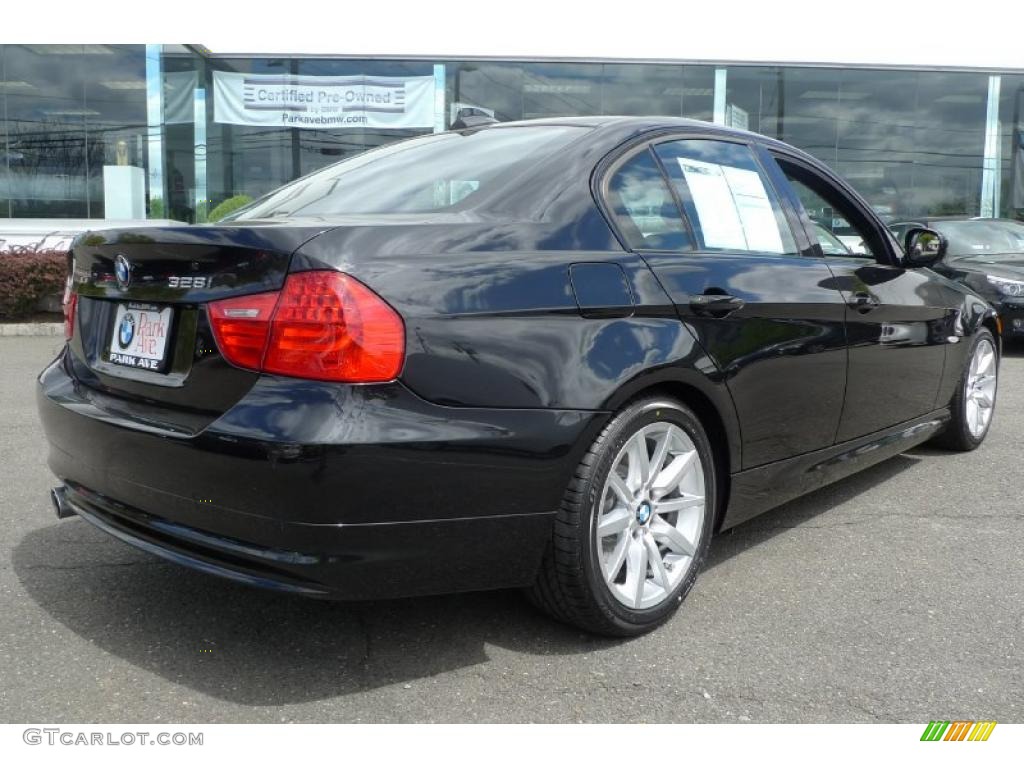 2009 3 Series 328i Sedan - Black Sapphire Metallic / Black photo #16