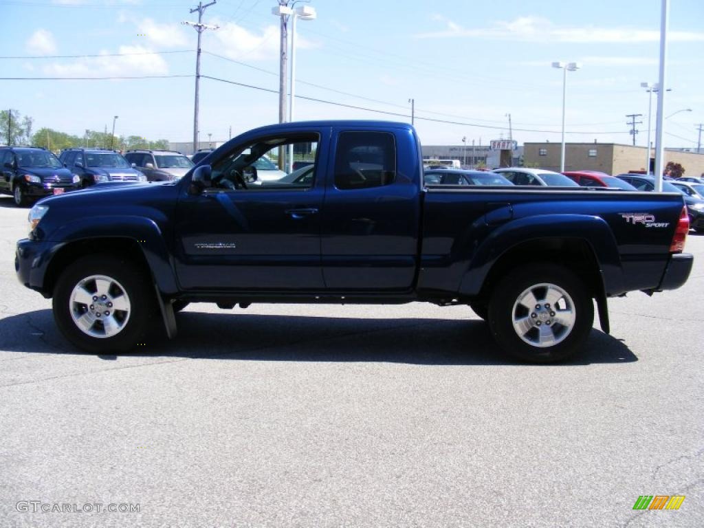 2007 Tacoma V6 TRD Sport Access Cab 4x4 - Indigo Ink Pearl / Graphite Gray photo #6