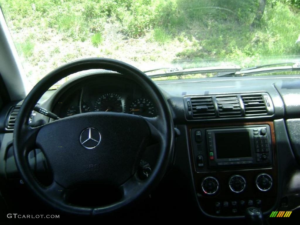 2003 ML 350 4Matic - Black / Charcoal photo #11