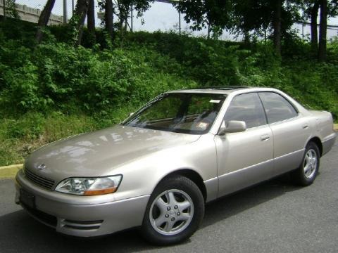 1992 Lexus ES 300 Data, Info and Specs