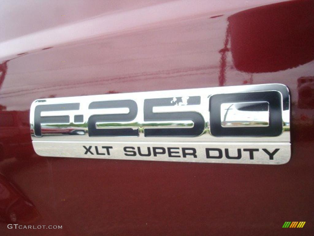 2006 F250 Super Duty XLT SuperCab 4x4 - Dark Toreador Red Metallic / Tan photo #23