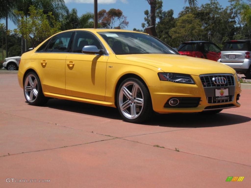 2010 S4 3.0 quattro Sedan - Imola Yellow / Black photo #3