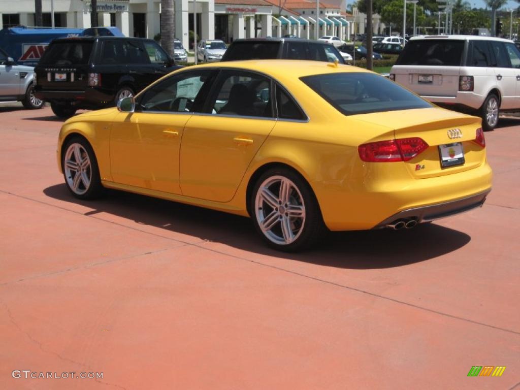 2010 S4 3.0 quattro Sedan - Imola Yellow / Black photo #7