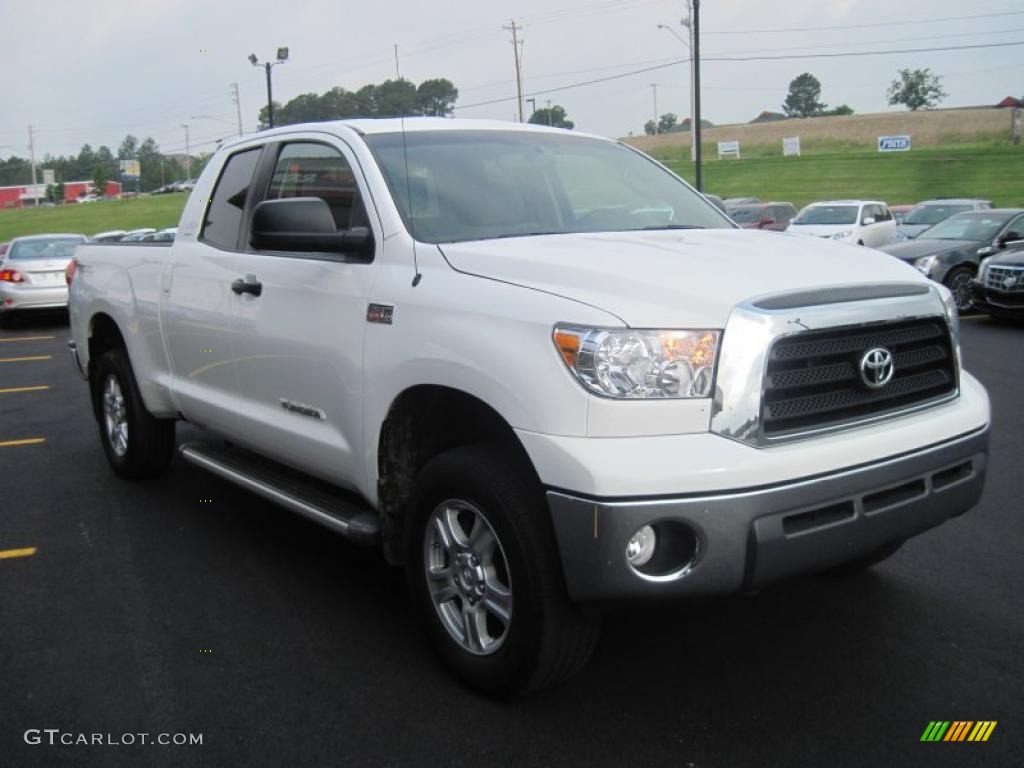 2008 Tundra SR5 TRD Double Cab 4x4 - Super White / Graphite Gray photo #2
