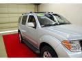 2007 Silver Lightning Nissan Pathfinder LE  photo #14