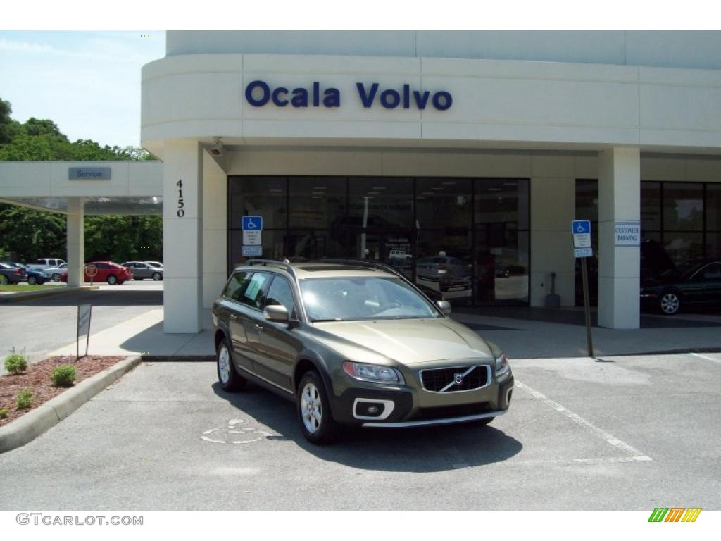2009 XC70 3.2 AWD - Caper Green Metallic / Sandstone photo #1
