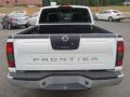 Avalanche White - Frontier XE King Cab Photo No. 5