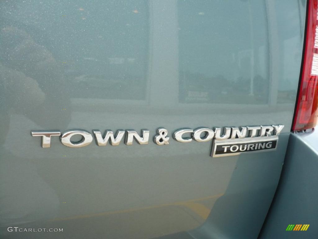 2010 Town & Country Touring - Clearwater Blue Pearl / Medium Slate Gray/Light Shale photo #19