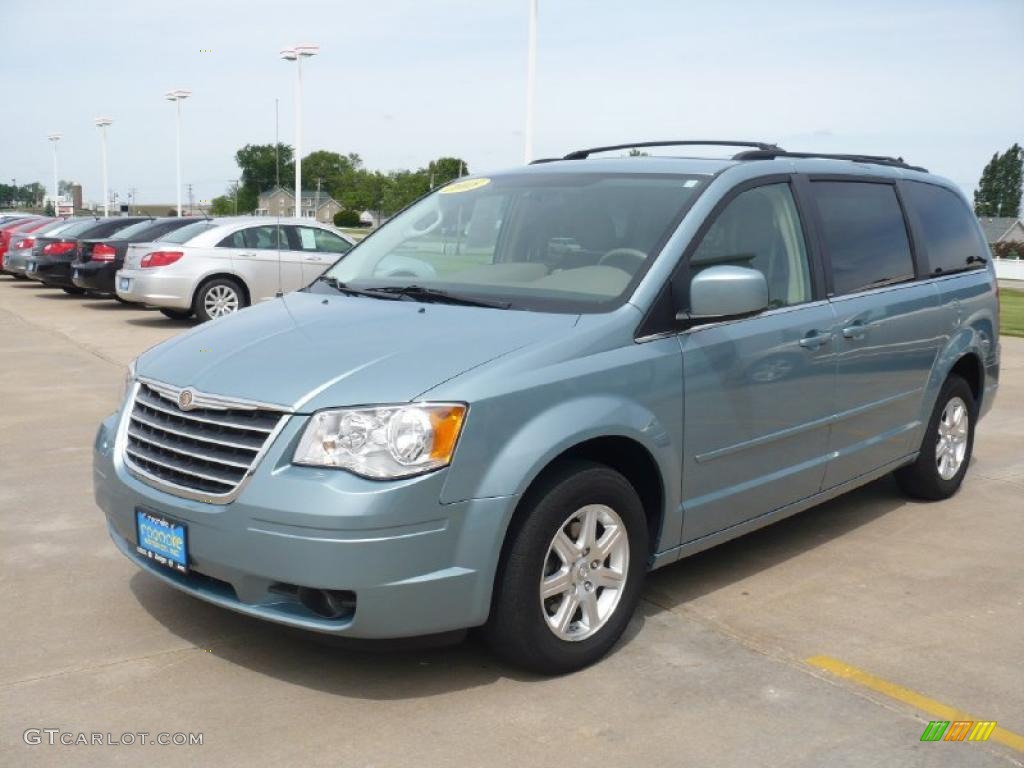 2008 Town & Country Touring - Clearwater Blue Pearlcoat / Medium Pebble Beige/Cream photo #25