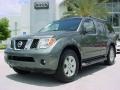 Storm Gray Metallic - Pathfinder LE Photo No. 1