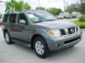 Storm Gray Metallic - Pathfinder LE Photo No. 8