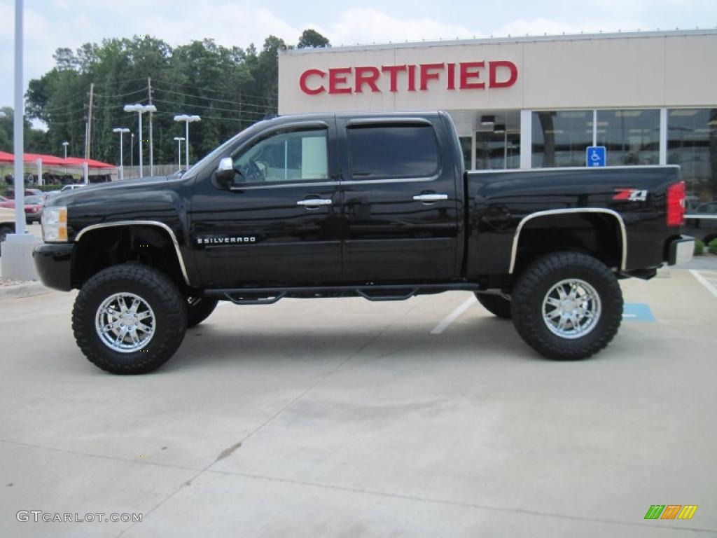 2007 Silverado 1500 LT Z71 Crew Cab 4x4 - Black / Light Titanium/Dark Titanium Gray photo #3