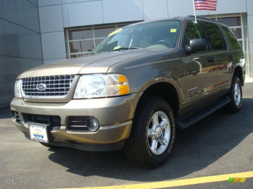 2004 Explorer XLT 4x4 - Pueblo Gold Metallic / Medium Parchment photo #1