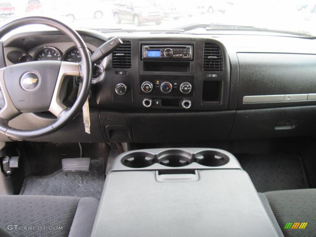 2007 Silverado 1500 LT Z71 Crew Cab 4x4 - Black / Light Titanium/Dark Titanium Gray photo #10