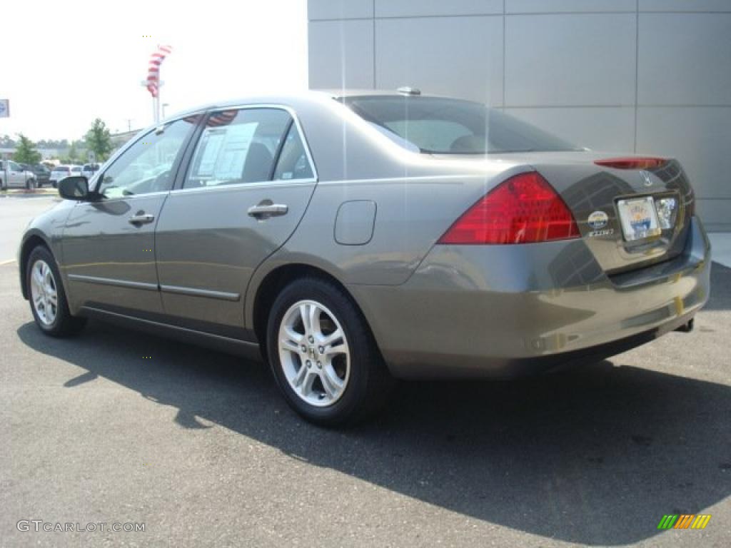 2006 Accord EX-L Sedan - Carbon Bronze Pearl / Ivory photo #4