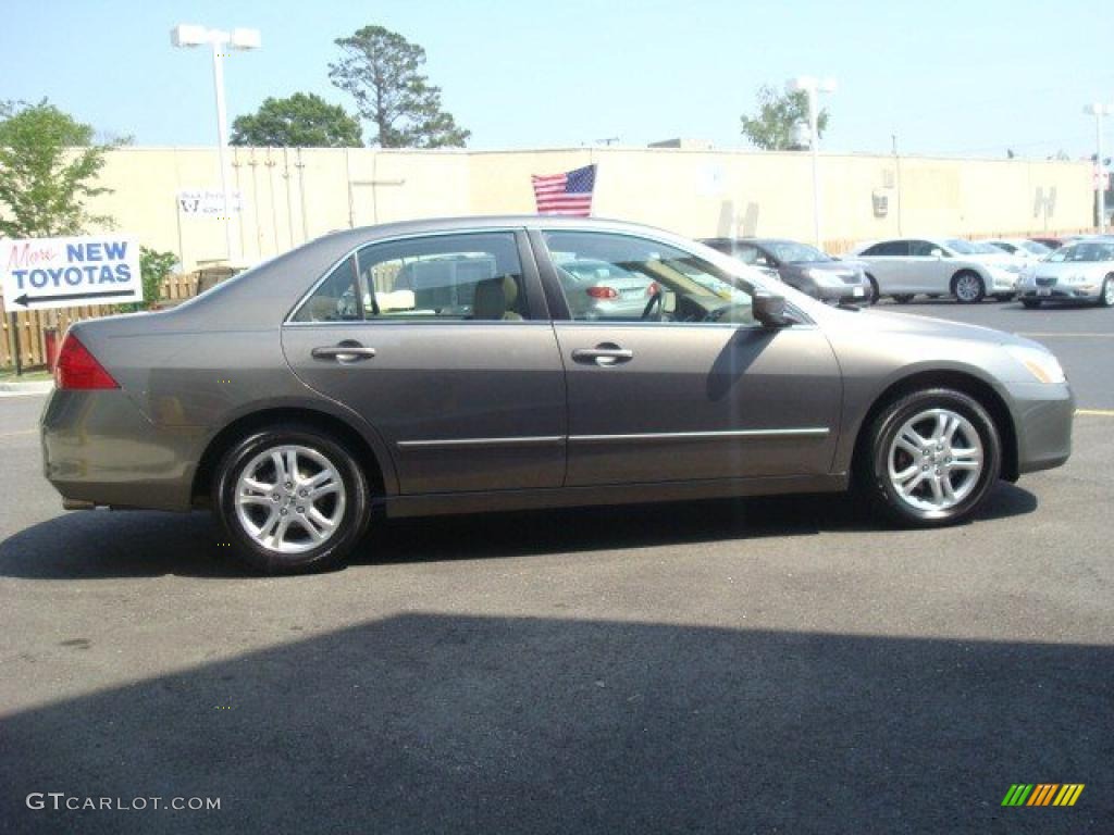 2006 Accord EX-L Sedan - Carbon Bronze Pearl / Ivory photo #7