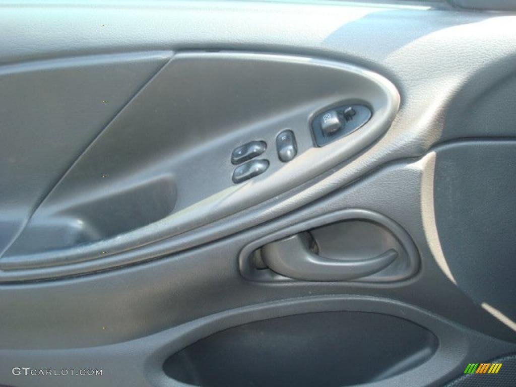 2002 Mustang V6 Coupe - Mineral Grey Metallic / Medium Graphite photo #13