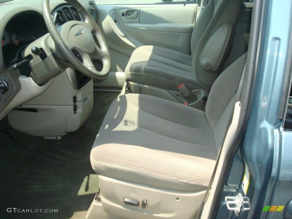 2007 Town & Country Touring - Magnesium Pearl / Dark Khaki/Light Graystone photo #10