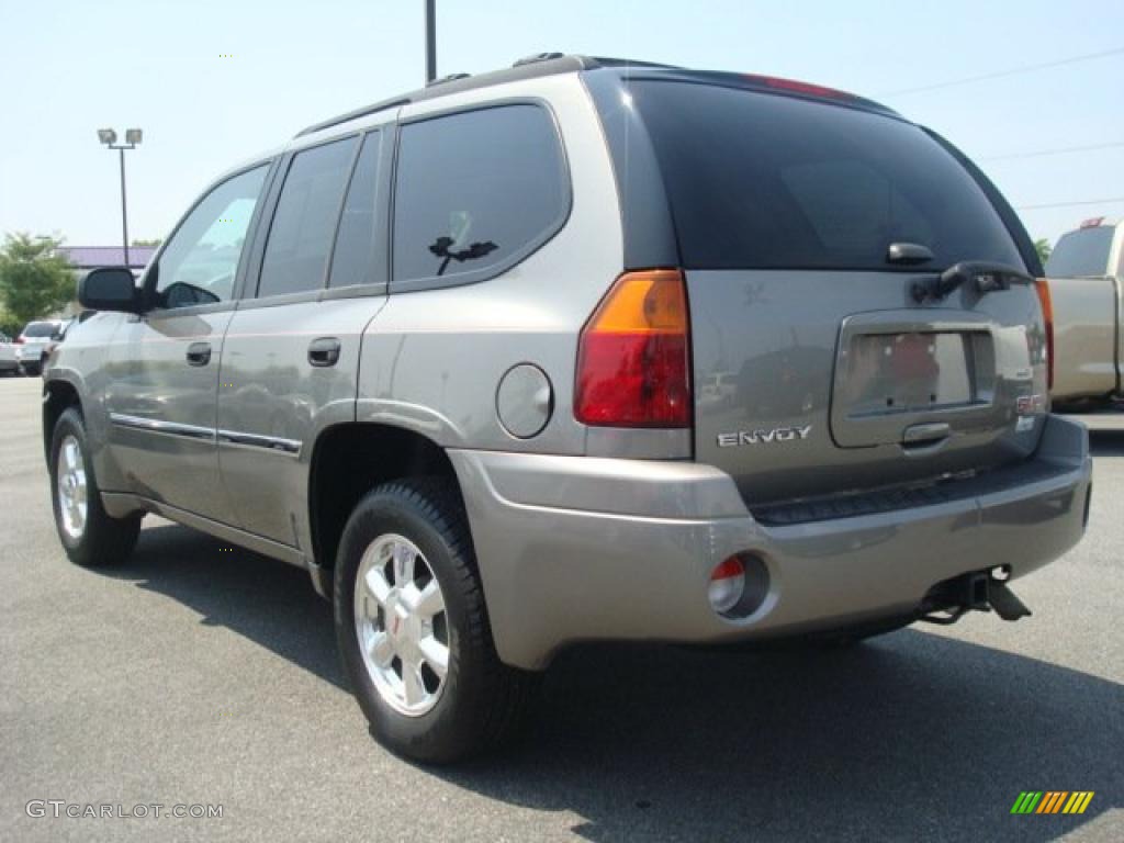 2007 Envoy SLE - Sand Beige Metallic / Ebony photo #4