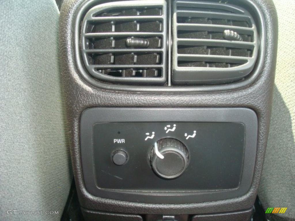 2007 Envoy SLE - Sand Beige Metallic / Ebony photo #14