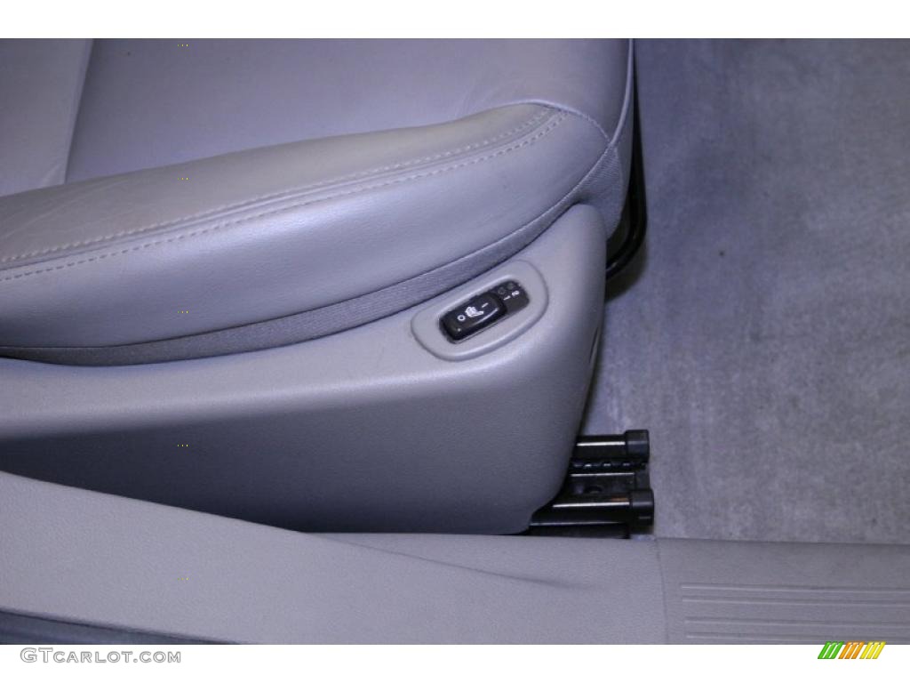 2007 Aura XE - Ocean Mist Metallic / Gray photo #33