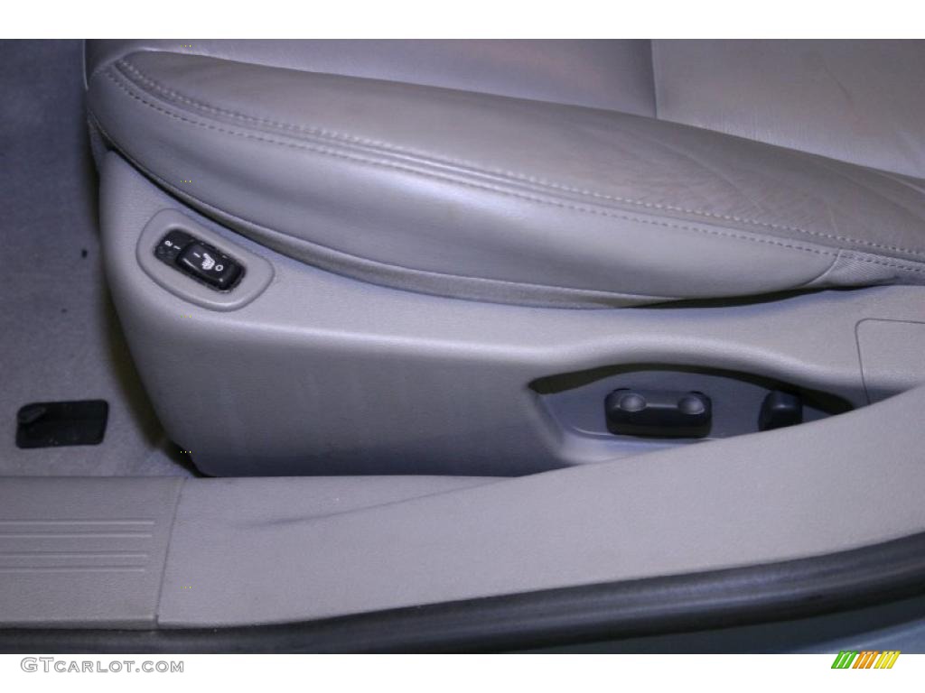 2007 Aura XE - Ocean Mist Metallic / Gray photo #34