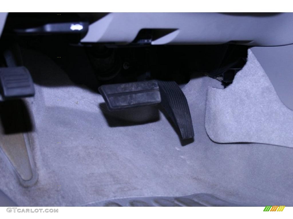 2007 Aura XE - Ocean Mist Metallic / Gray photo #36