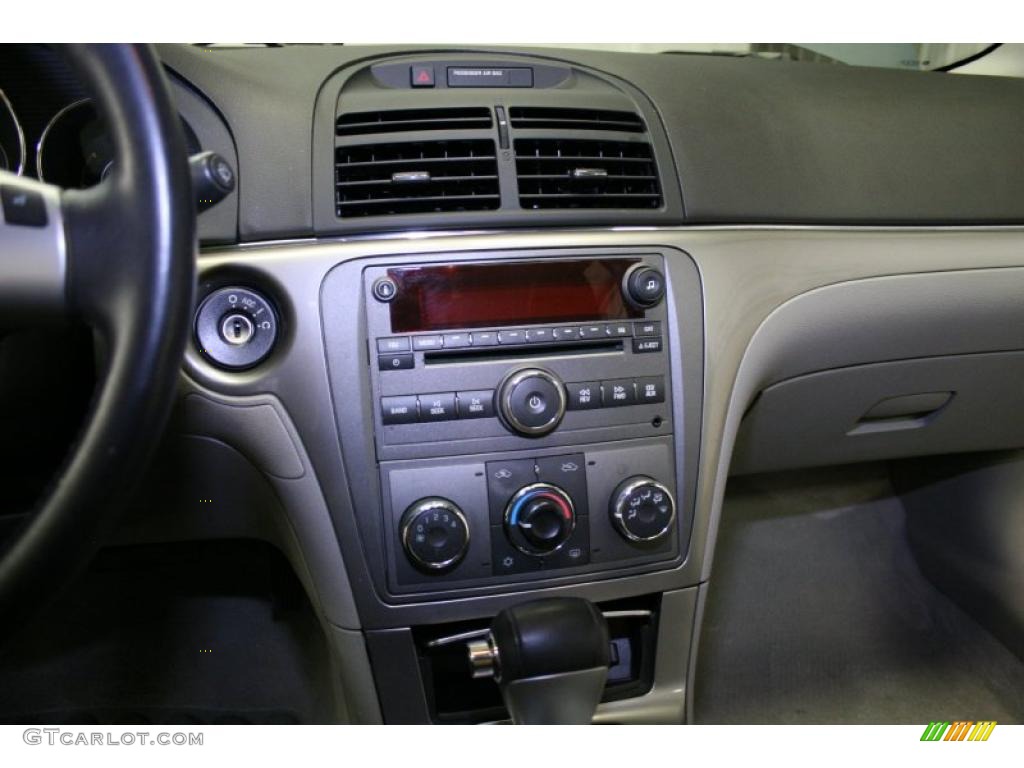 2007 Aura XE - Ocean Mist Metallic / Gray photo #40