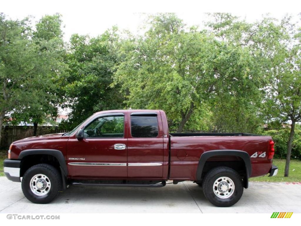 2003 Silverado 2500HD LS Extended Cab 4x4 - Dark Carmine Red Metallic / Medium Gray photo #4