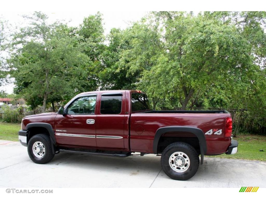 2003 Silverado 2500HD LS Extended Cab 4x4 - Dark Carmine Red Metallic / Medium Gray photo #5