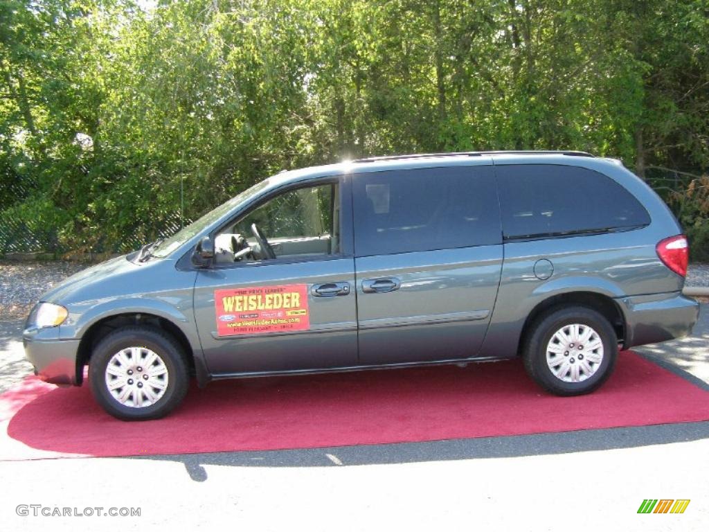 2007 Town & Country LX - Magnesium Pearl / Medium Slate Gray photo #9