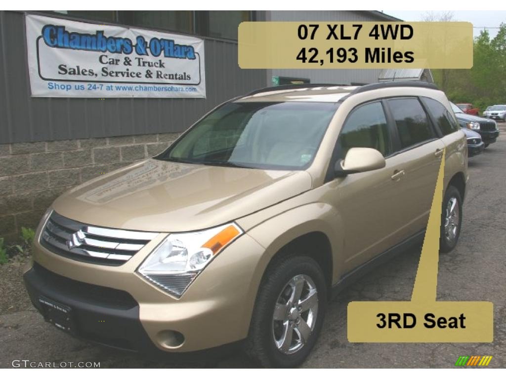 2007 XL7 Luxury AWD - Prairie Gold Metallic / Beige photo #1