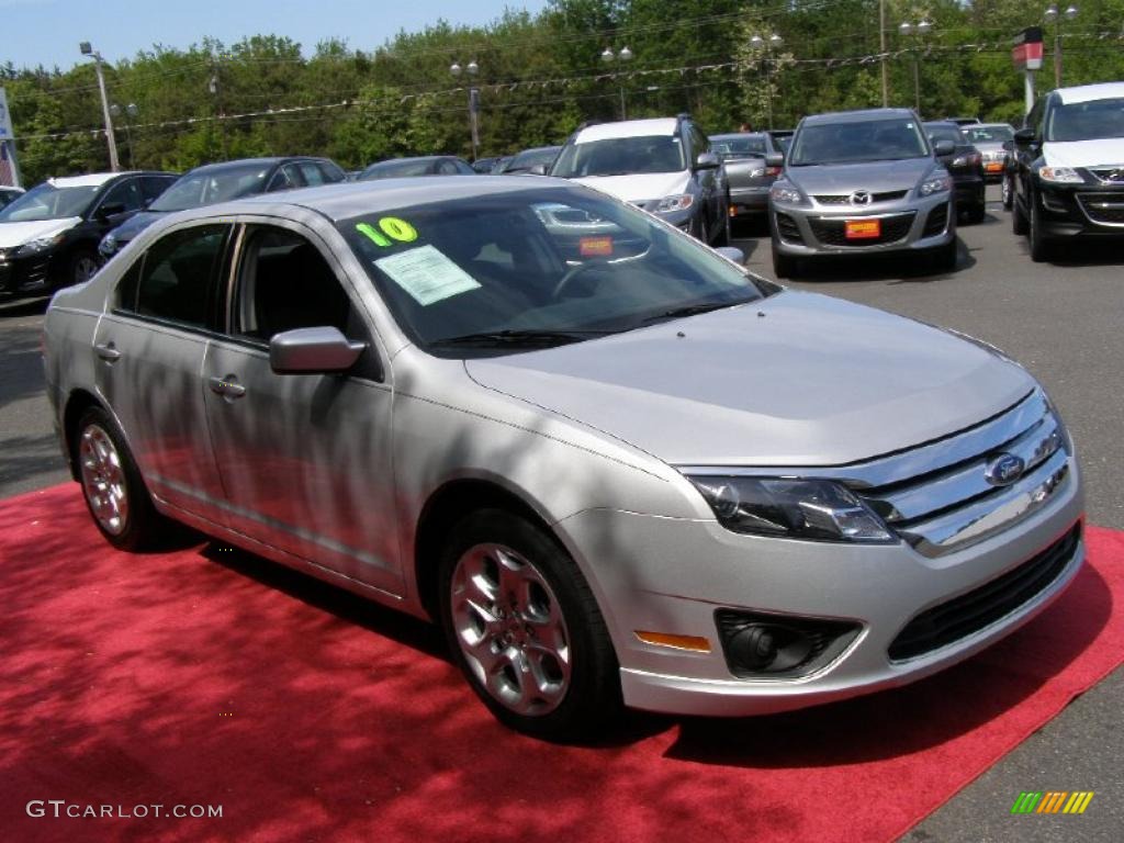 2010 Fusion SE V6 - Brilliant Silver Metallic / Charcoal Black photo #5