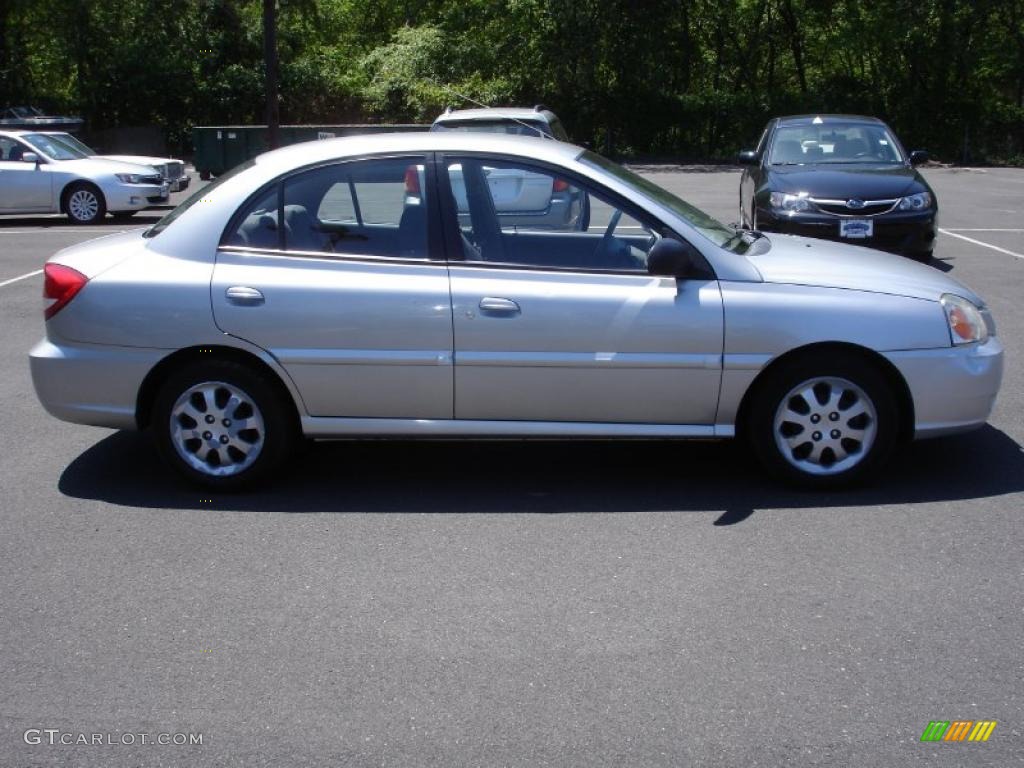 2005 Rio Sedan - Diamond Silver / Gray photo #7