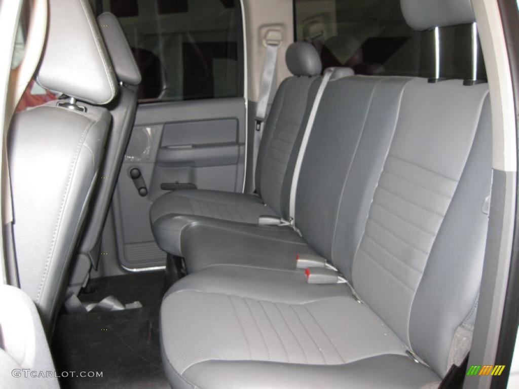 2007 Ram 1500 ST Quad Cab - Bright White / Medium Slate Gray photo #14