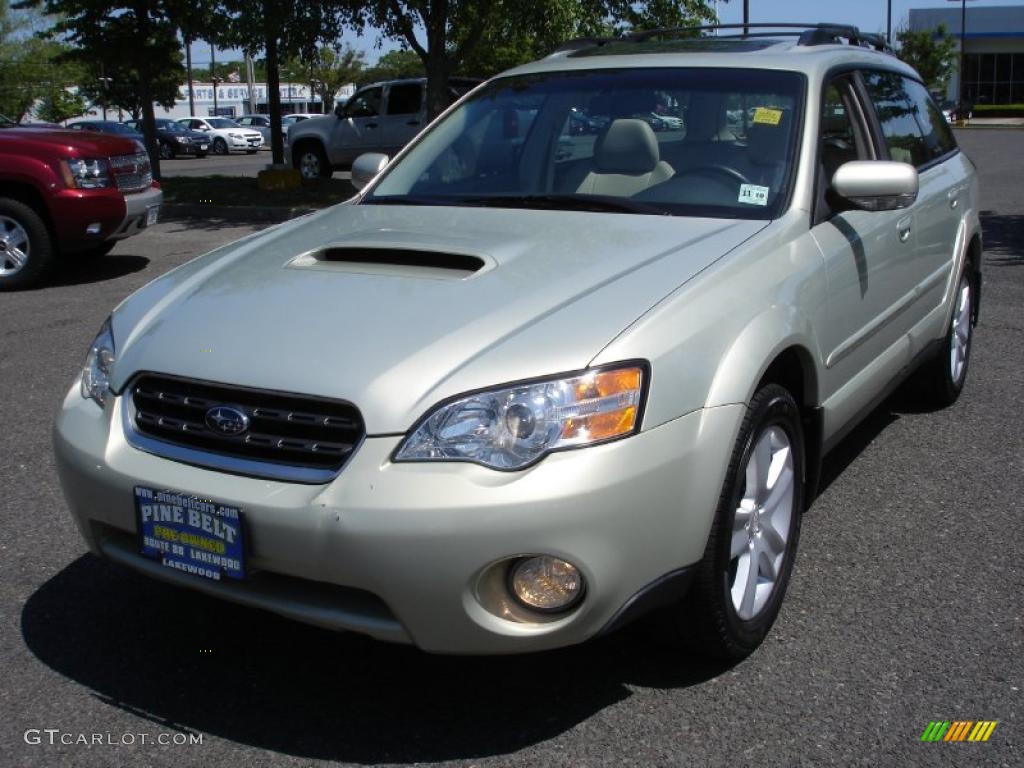 2007 Outback 2.5 XT Limited Wagon - Champagne Gold Opal / Taupe Leather photo #1