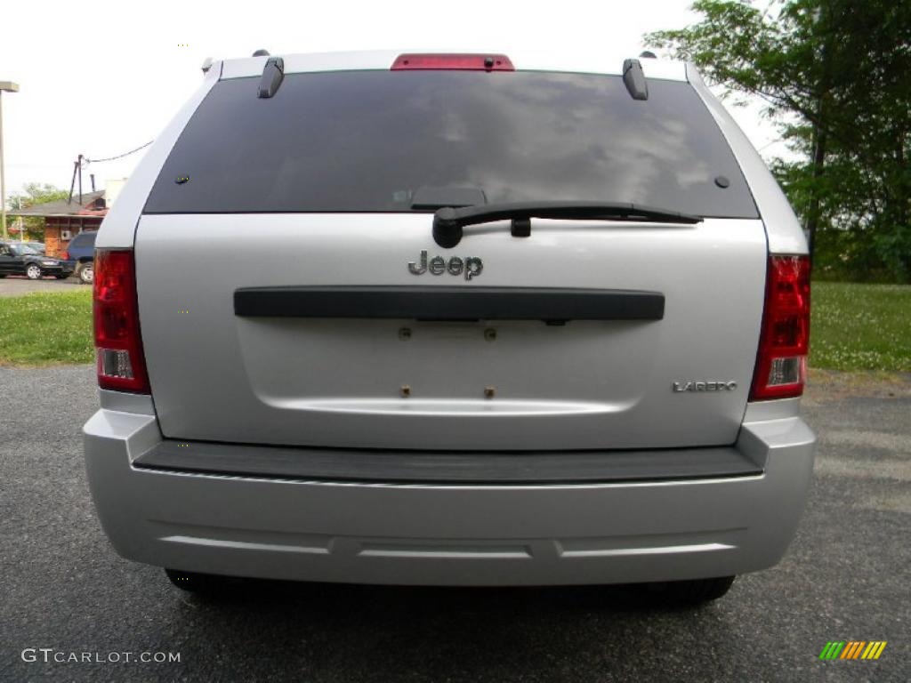 2005 Grand Cherokee Laredo - Bright Silver Metallic / Medium Slate Gray photo #7