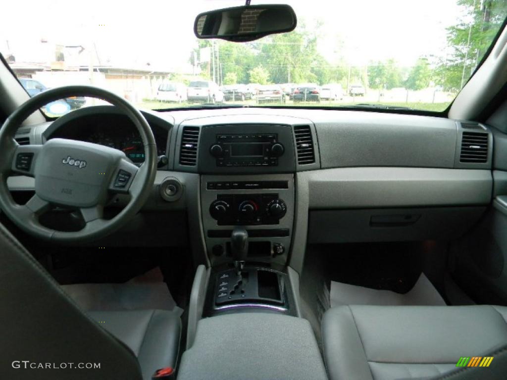 2005 Grand Cherokee Laredo - Bright Silver Metallic / Medium Slate Gray photo #11