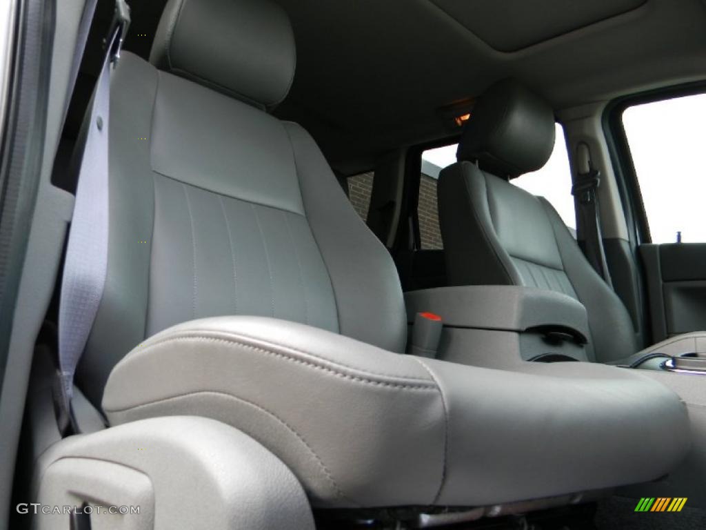 2005 Grand Cherokee Laredo - Bright Silver Metallic / Medium Slate Gray photo #21